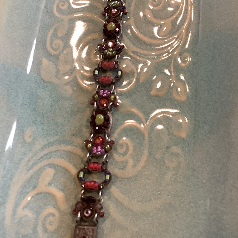 Elegant hand made Multi-Color necklace